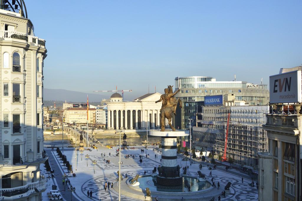 Hotel Square Скопье Экстерьер фото